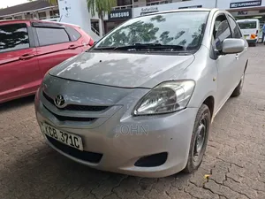 Toyota Belta 2008 Silver