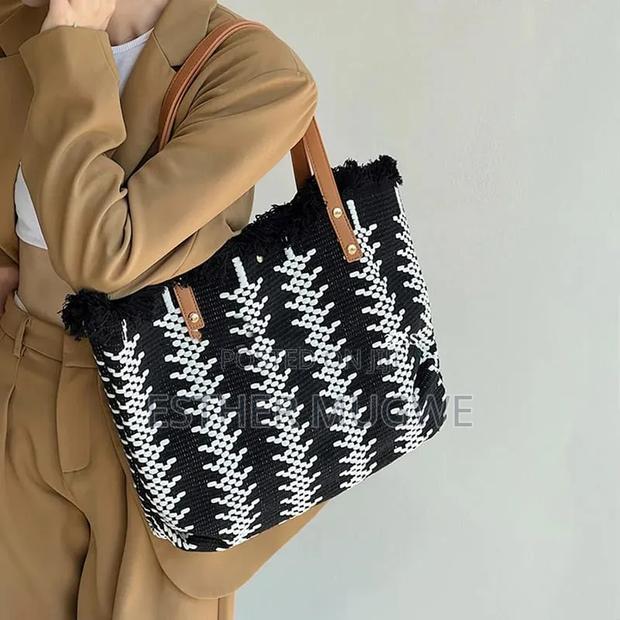 Summer Bags - thumbnail 3