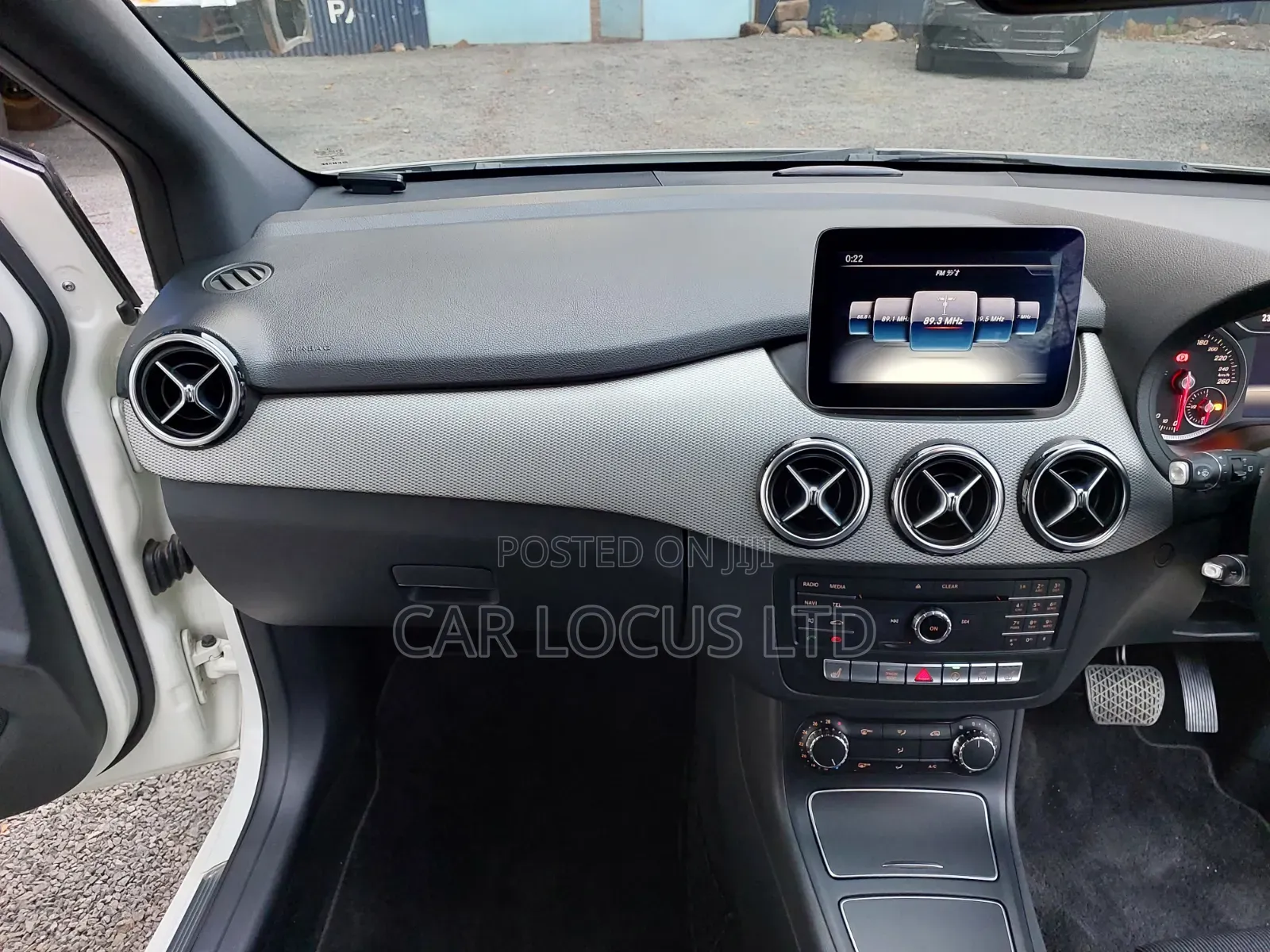 Mercedes-Benz B-Class 2018 Pearl