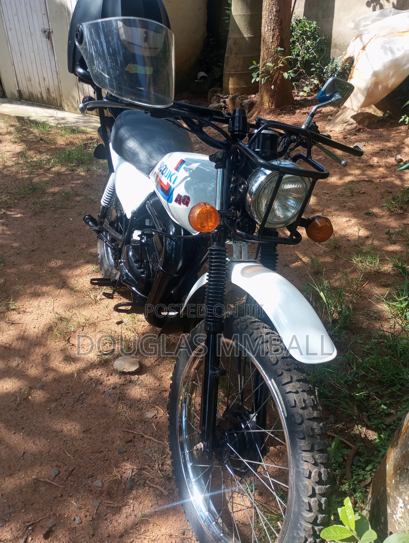 Suzuki 2014 White