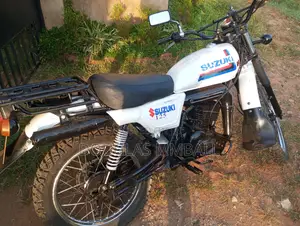 Suzuki 2014 White