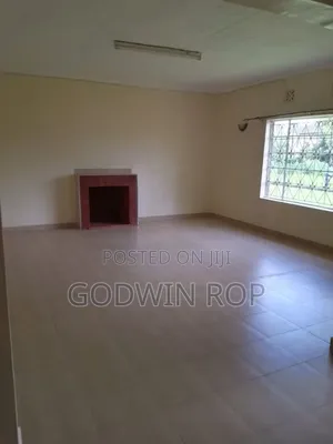 7bdrm House in Elgon View for sale