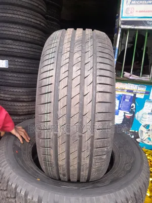 245/45r18 Maxtrek