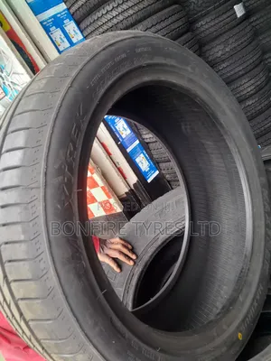 245/45r18 Maxtrek