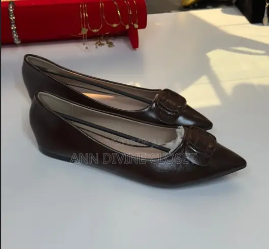 Brown Leather Ladies Shoes