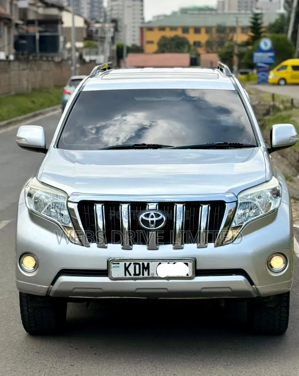 Toyota Land Cruiser Prado 2017 Silver