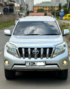 Toyota Land Cruiser Prado 2017 Silver