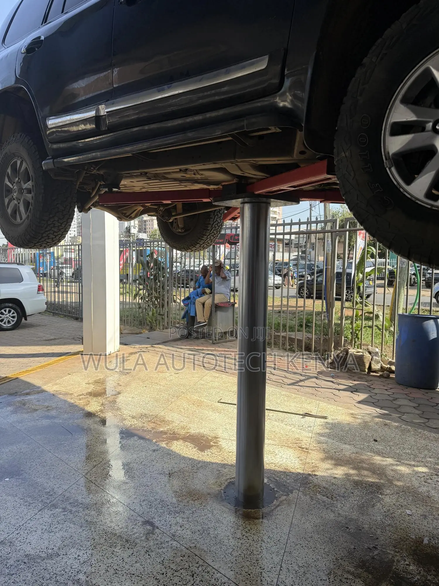 Heavy Duty Single Column Lift Machine For Car Wash