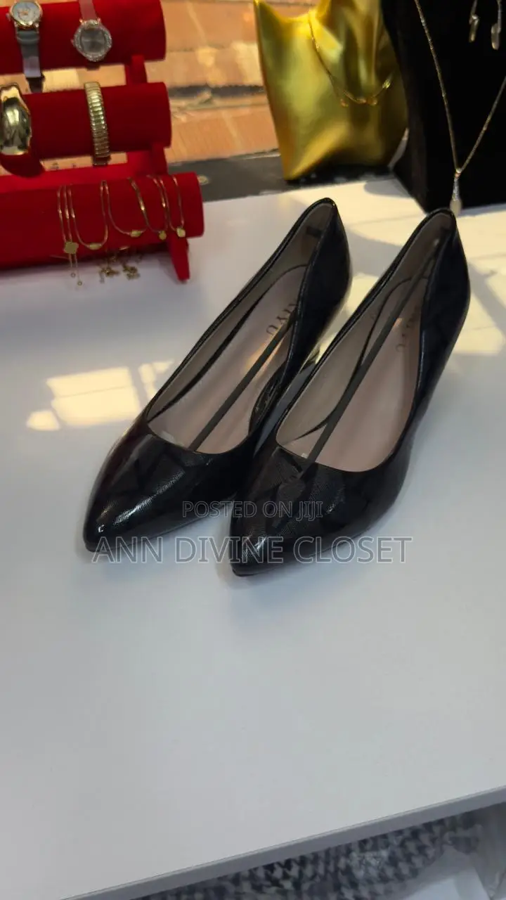 Black Ladies Shoes