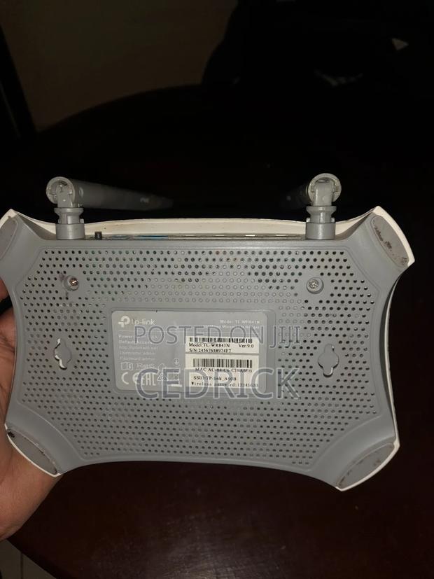 Tp Link Router - thumbnail 2