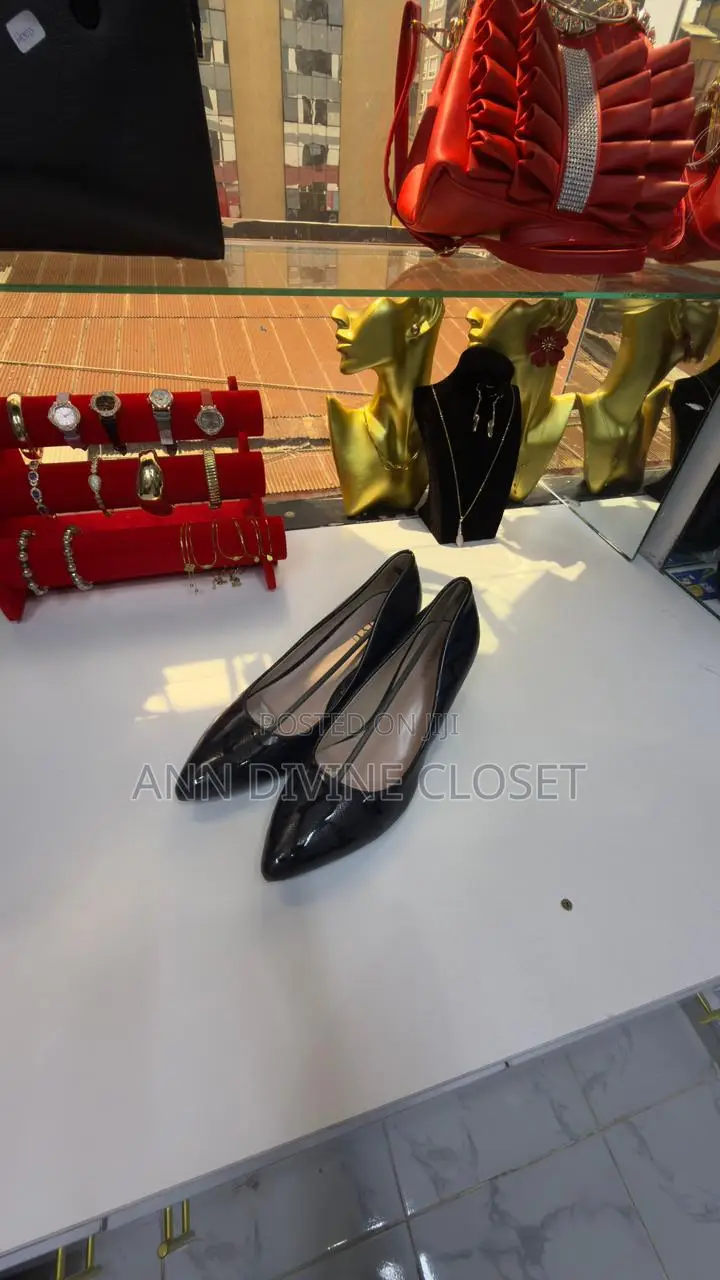 Black Ladies Shoes