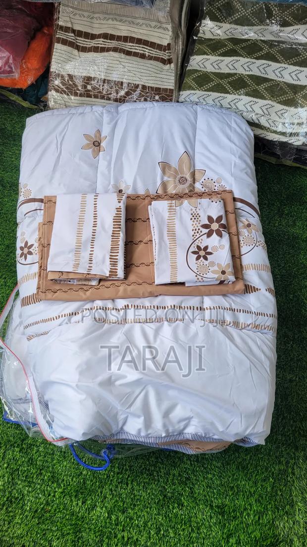 Premium 4-Piece Binded Duvet Set - Luxury Quilted Bedding - thumbnail 3
