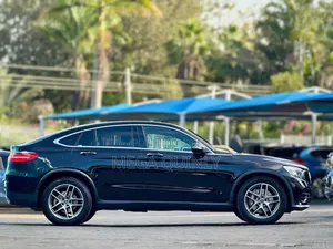 Mercedes-Benz GLC-Class 2019 Black