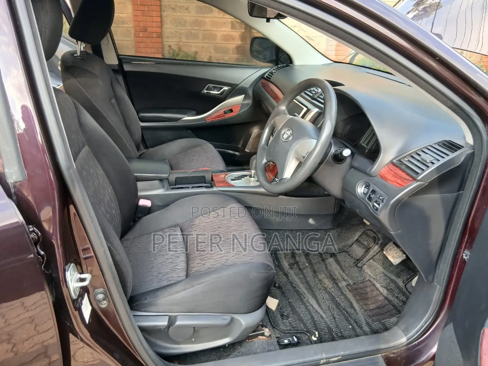 Toyota Allion 2013 Maroon