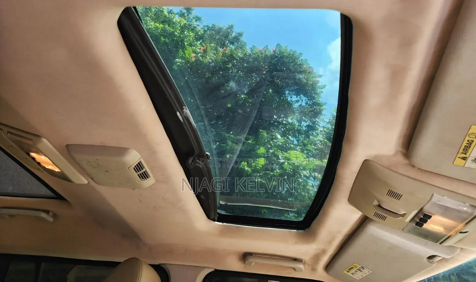 Land Rover Discovery 2010 Gray