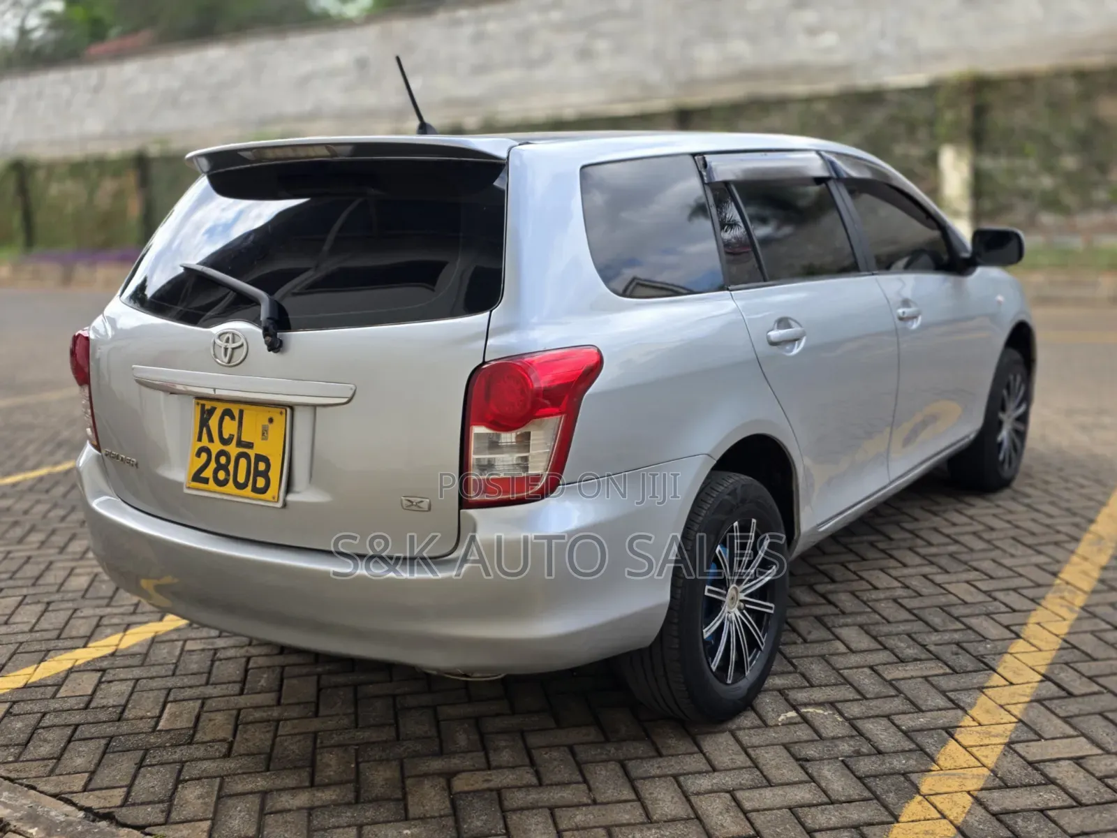 Toyota Corolla Fielder 2009 Silver