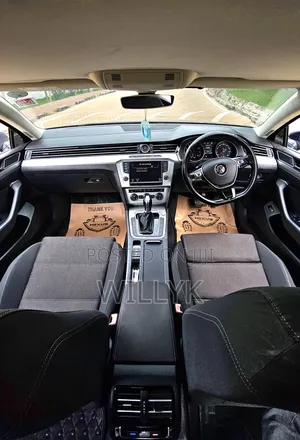 Volkswagen Passat 2016 Blue