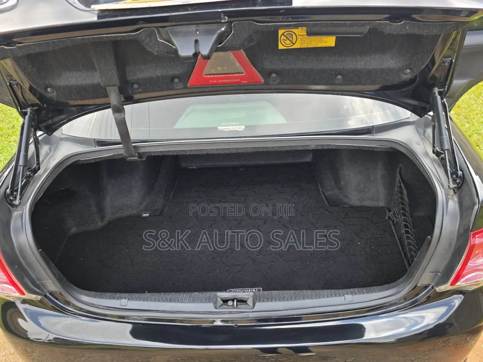 Toyota Crown 2012 Black