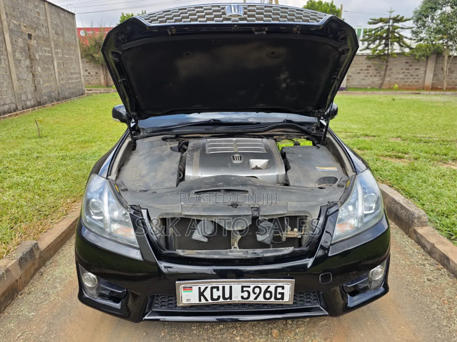 Toyota Crown 2012 Black