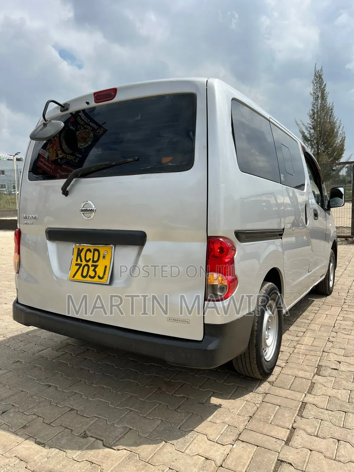 Nissan NV200 2009 Silver