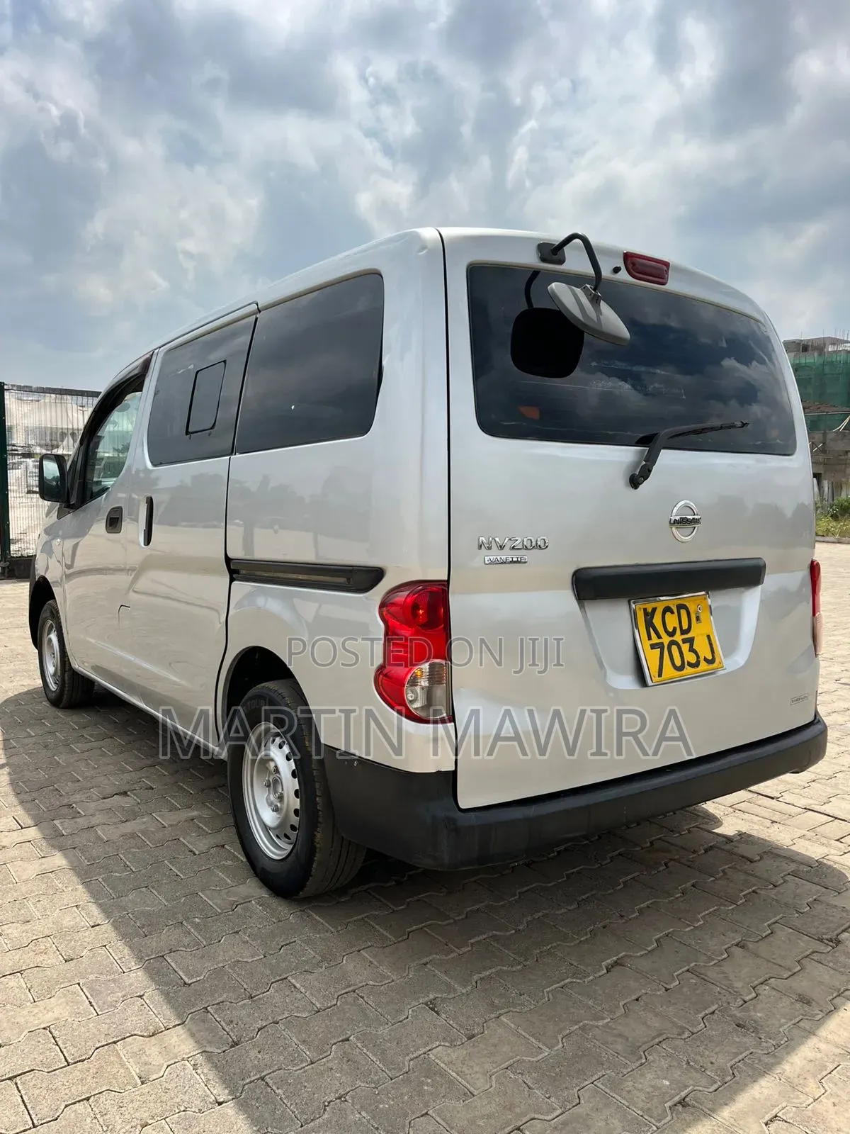 Nissan NV200 2009 Silver