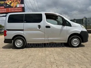 Nissan NV200 2009 Silver