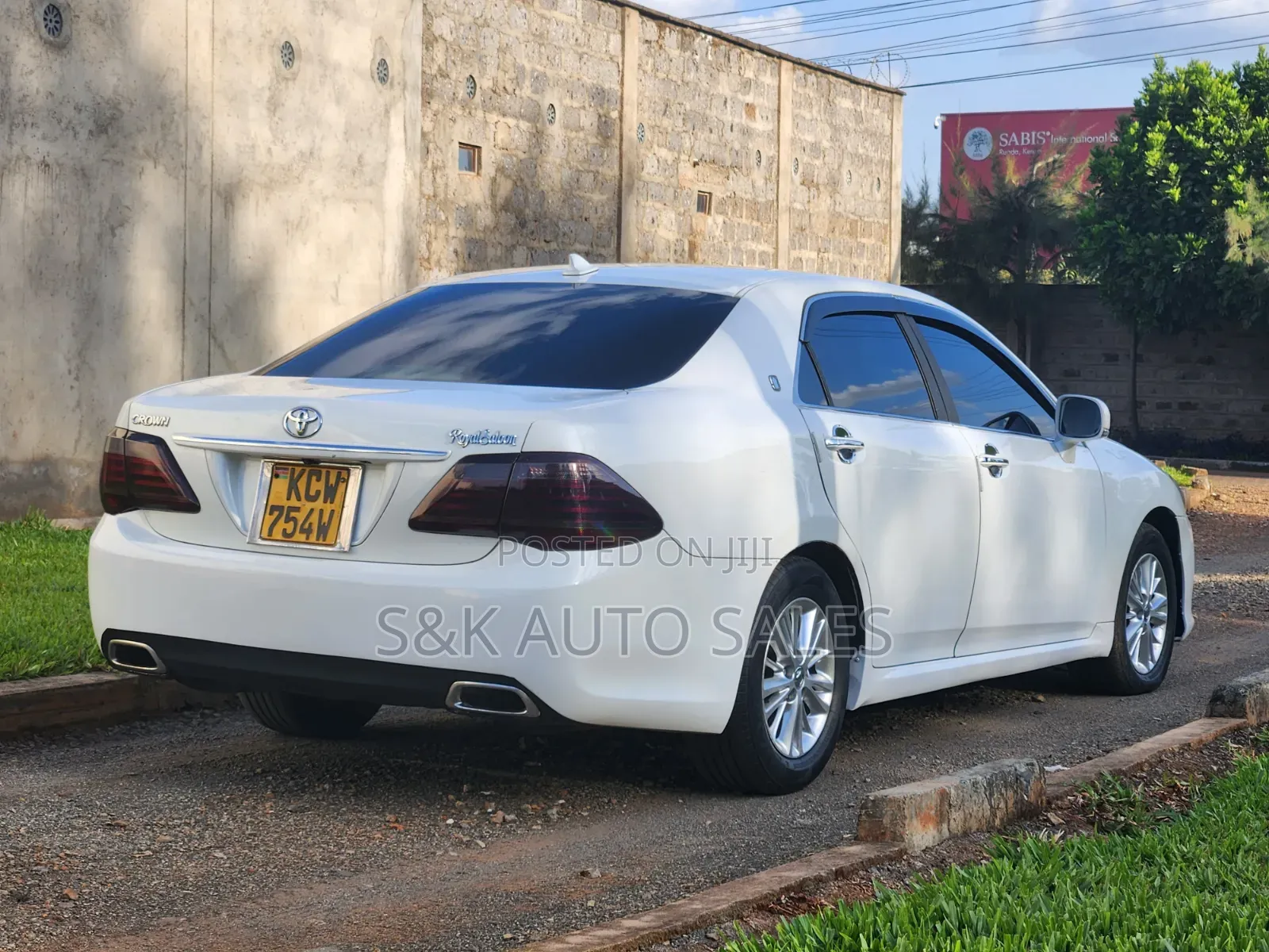 Toyota Crown 2012 White