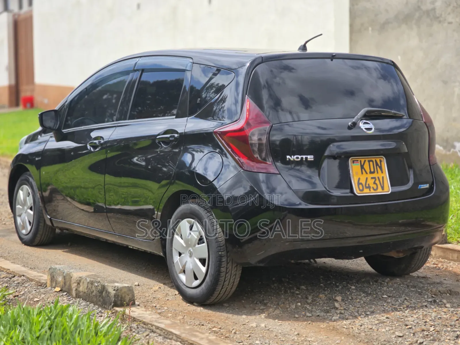 Nissan Note 2016 Black