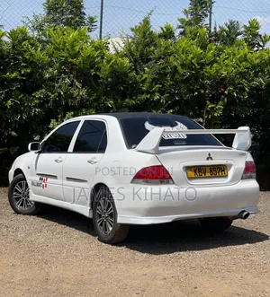 Mitsubishi Lancer 2006 White