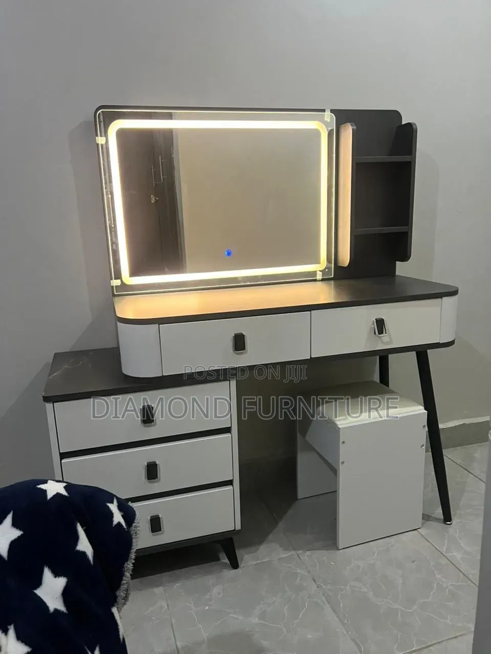 Led Dressing Table With Mirror, Stool Drawers – Modern Makeup Vanity