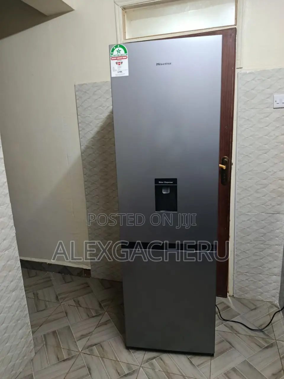268 Litre Hisense Fridge With Bottom Freezer