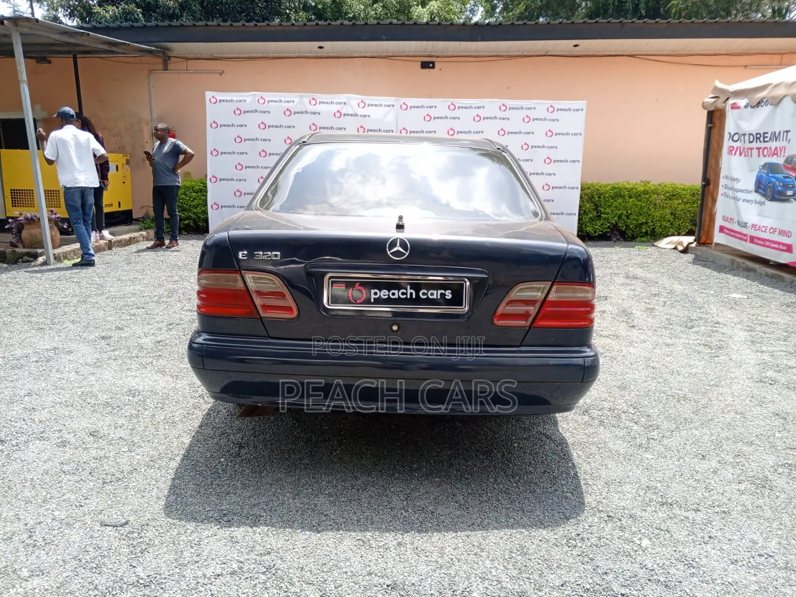 Mercedes-Benz E350 2000 Blue