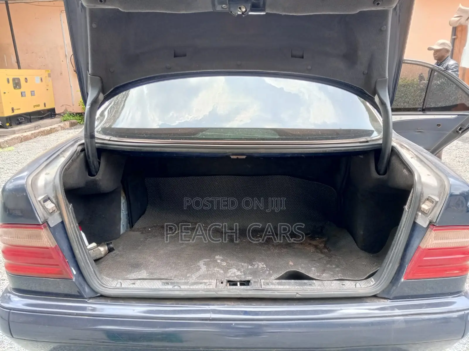 Mercedes-Benz E350 2000 Blue