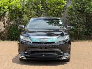 Toyota Harrier 2.0 2019 Black