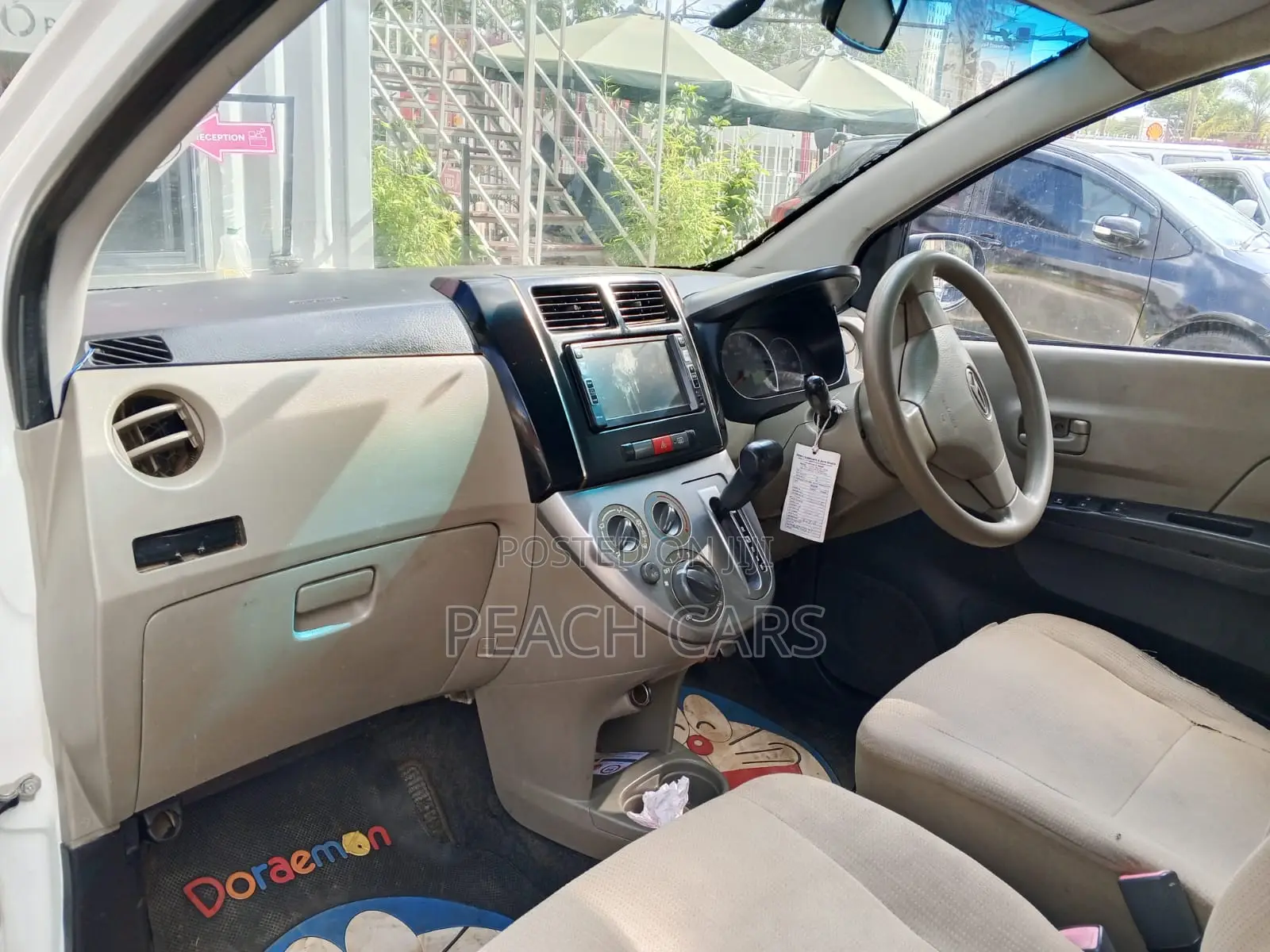 Daihatsu Mira 2011 White