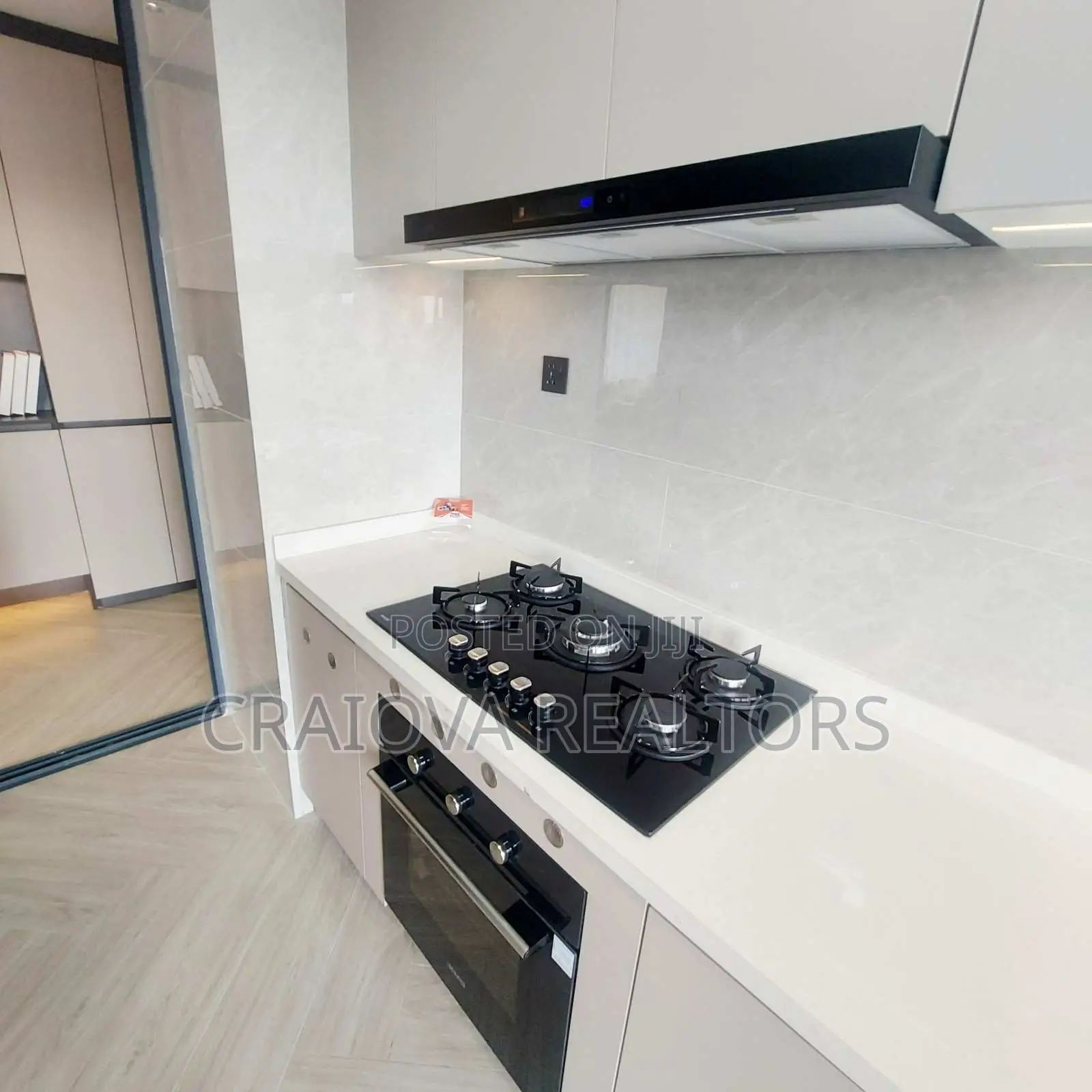 3bdrm Apartment in Hotel 67 Area for sale