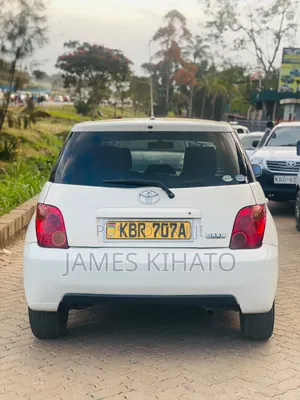 Toyota IST 2006 White