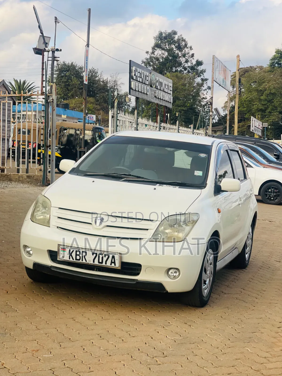 Toyota IST 2006 White