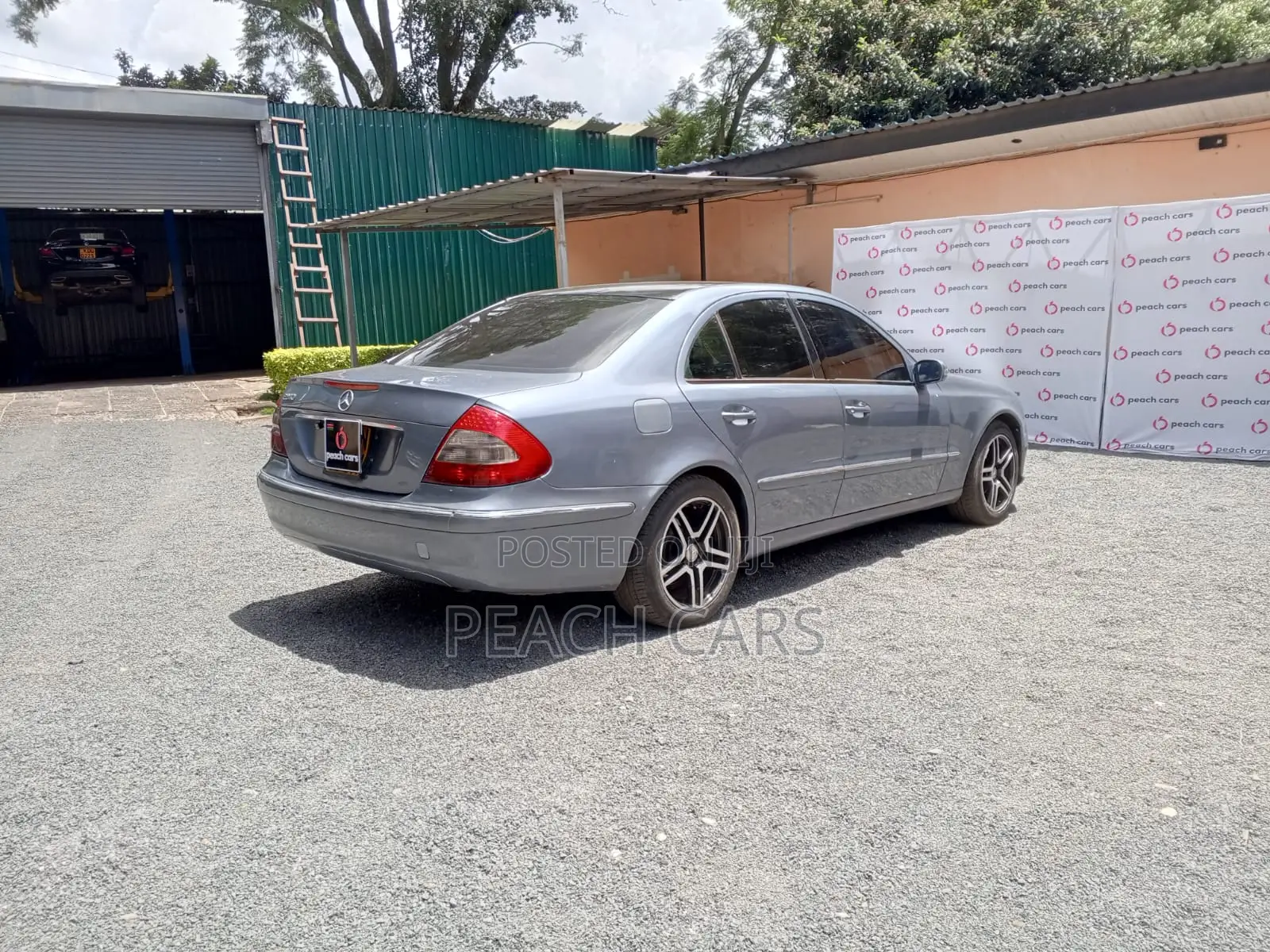 Mercedes-Benz E240 2002 Blue