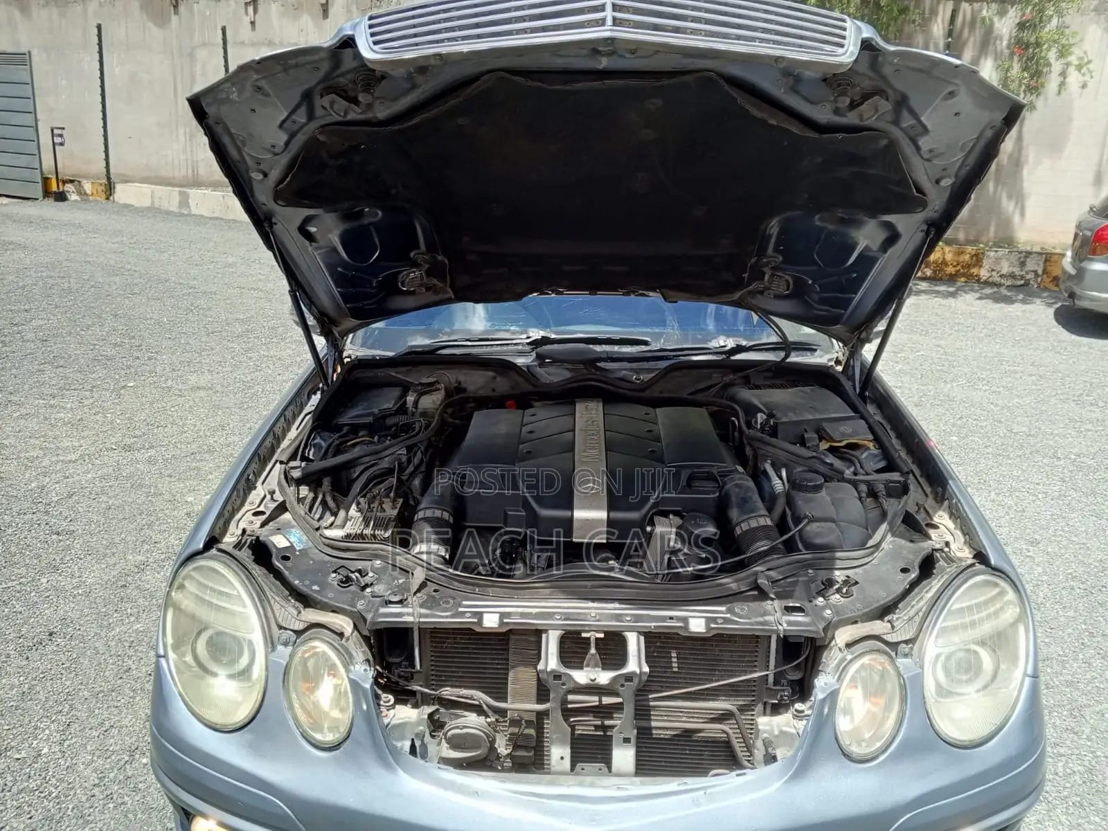 Mercedes-Benz E240 2002 Blue