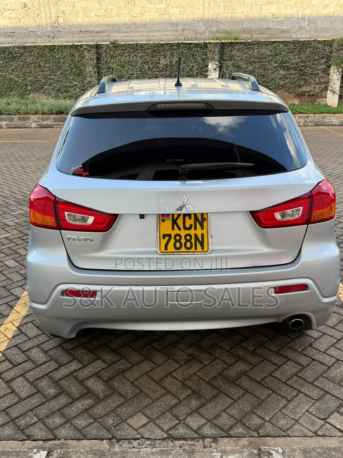 Mitsubishi RVR 2010 Silver