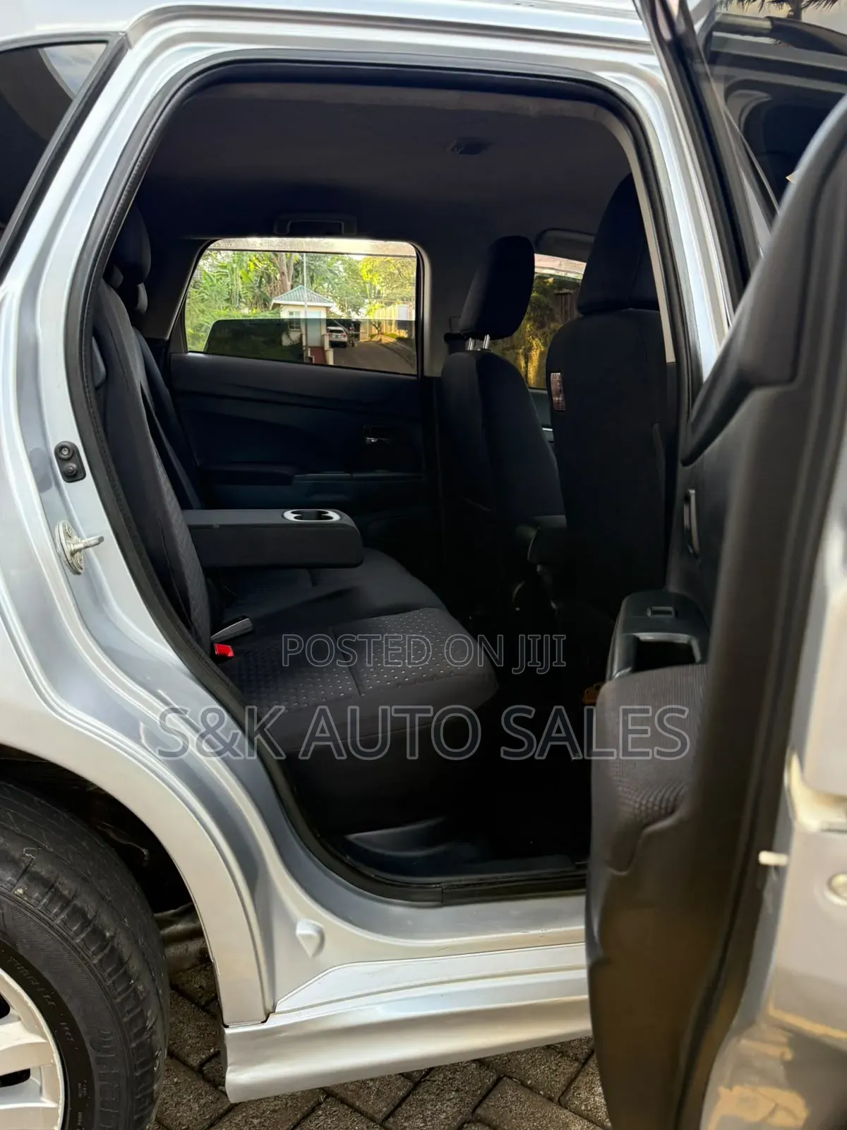 Mitsubishi RVR 2010 Silver