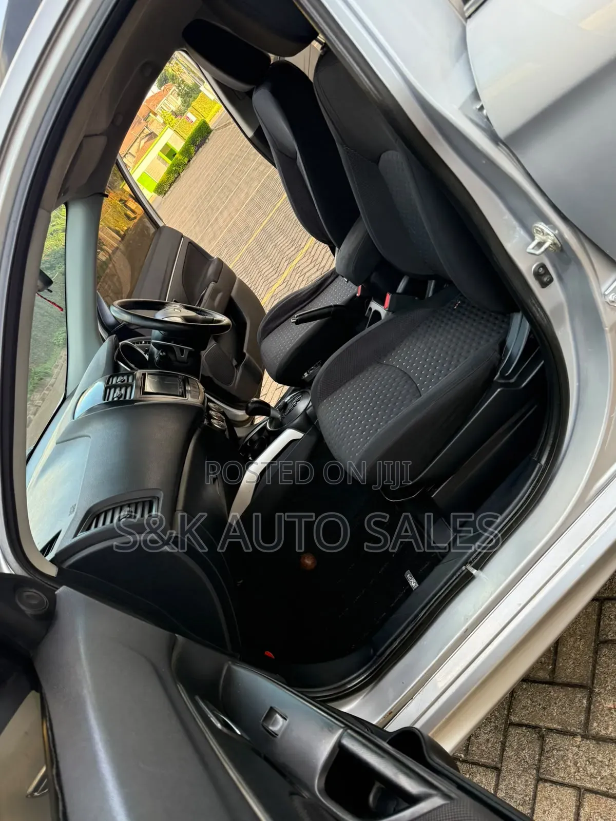 Mitsubishi RVR 2010 Silver