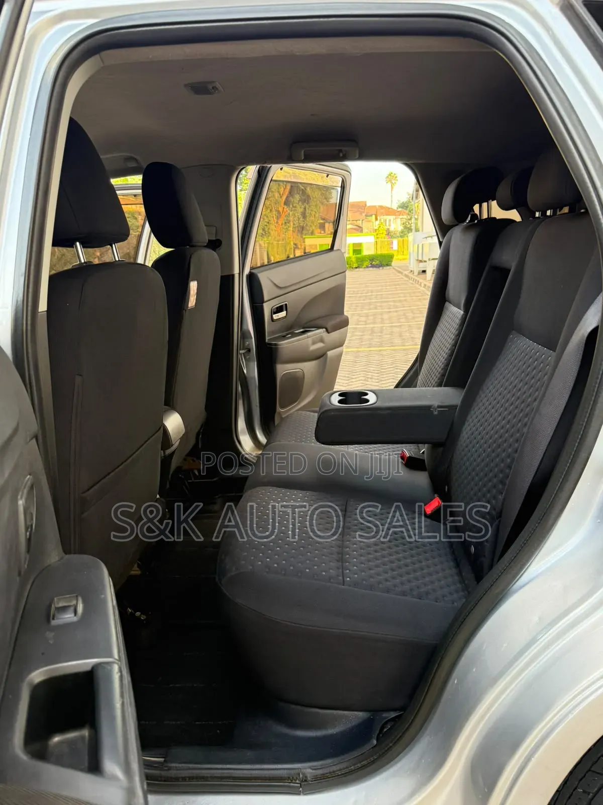 Mitsubishi RVR 2010 Silver