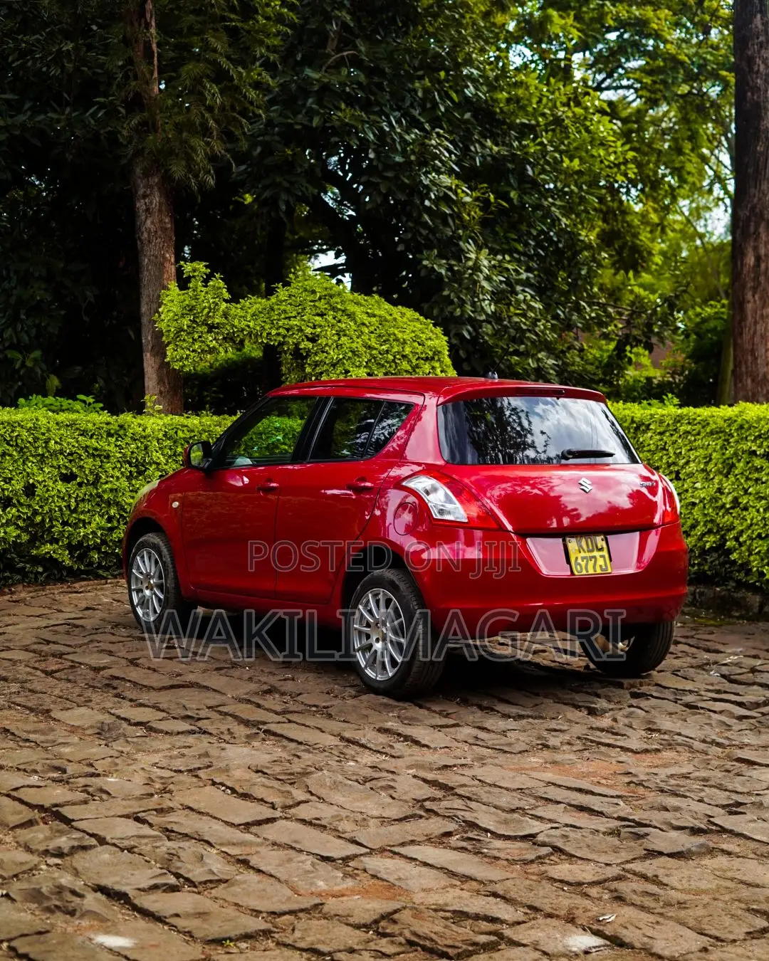 Suzuki Swift 2015 Red