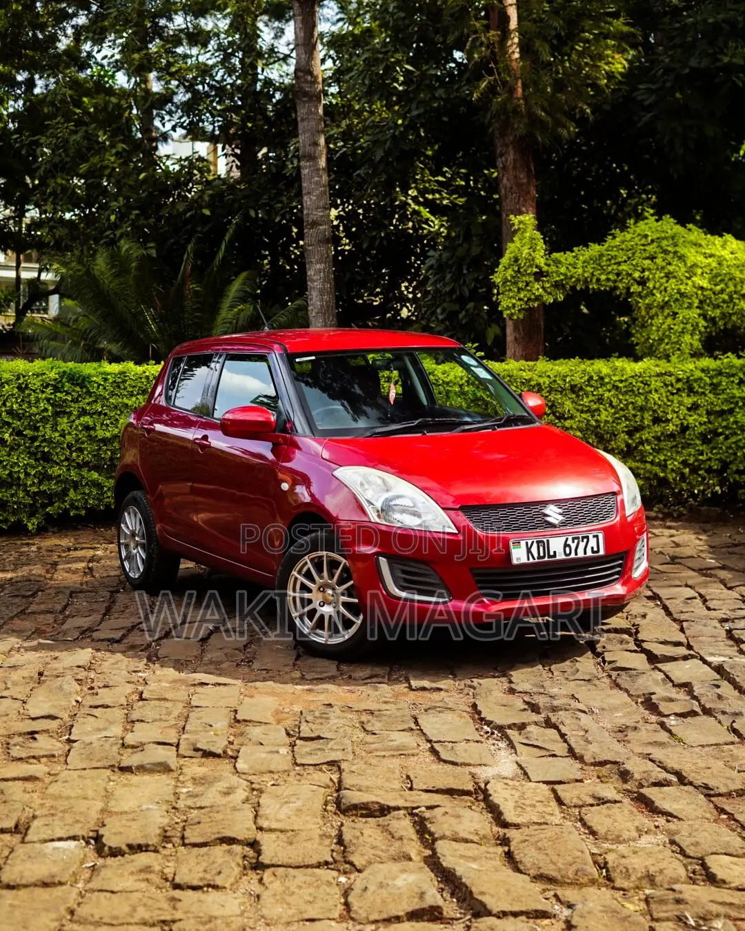 Suzuki Swift 2015 Red