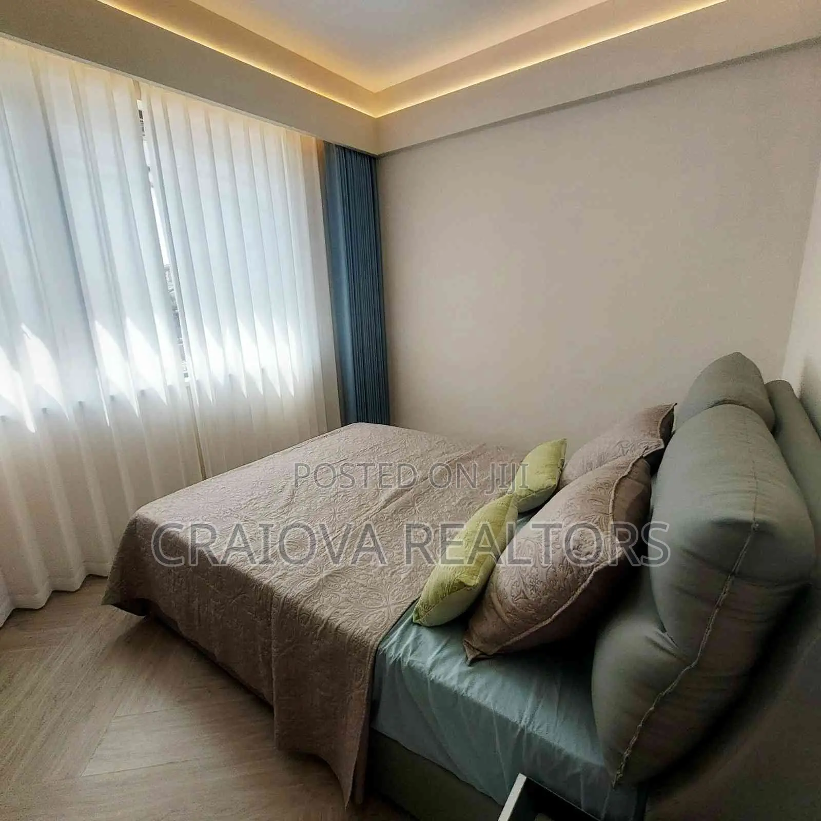 3bdrm Apartment in Hotel 67 Area for sale