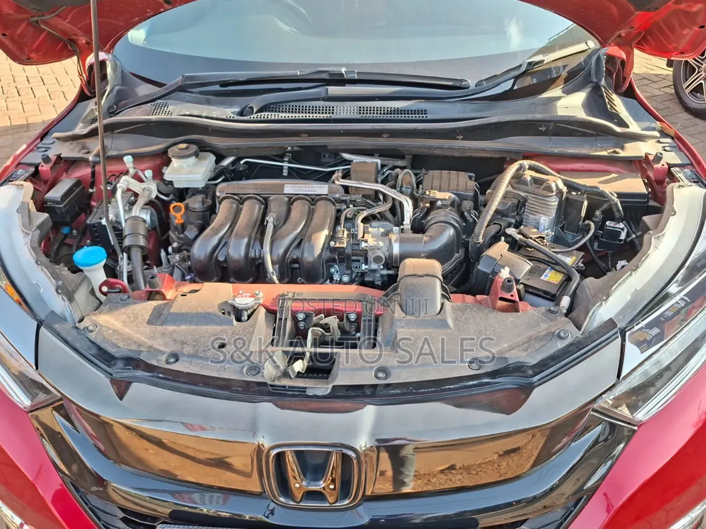 Honda Vezel 2018 Red