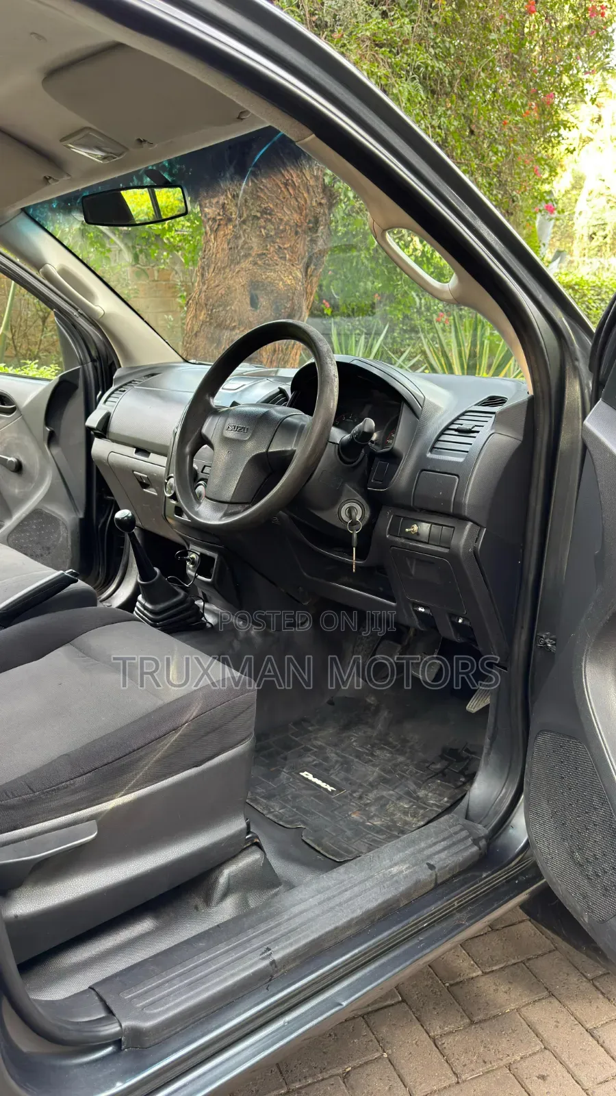 Isuzu D-MAX 2022 Gray