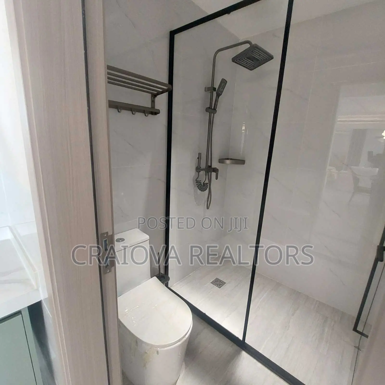 3bdrm Apartment in Hotel 67 Area for sale